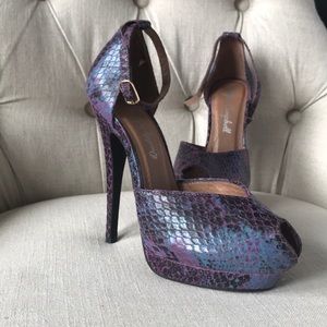 Jeffrey Campbell Color of the year  Heels - 6.5